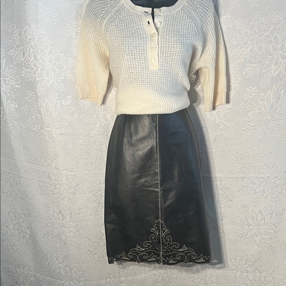 Escada Dresses & Skirts - Escada cutwork leather skirt size 36/4